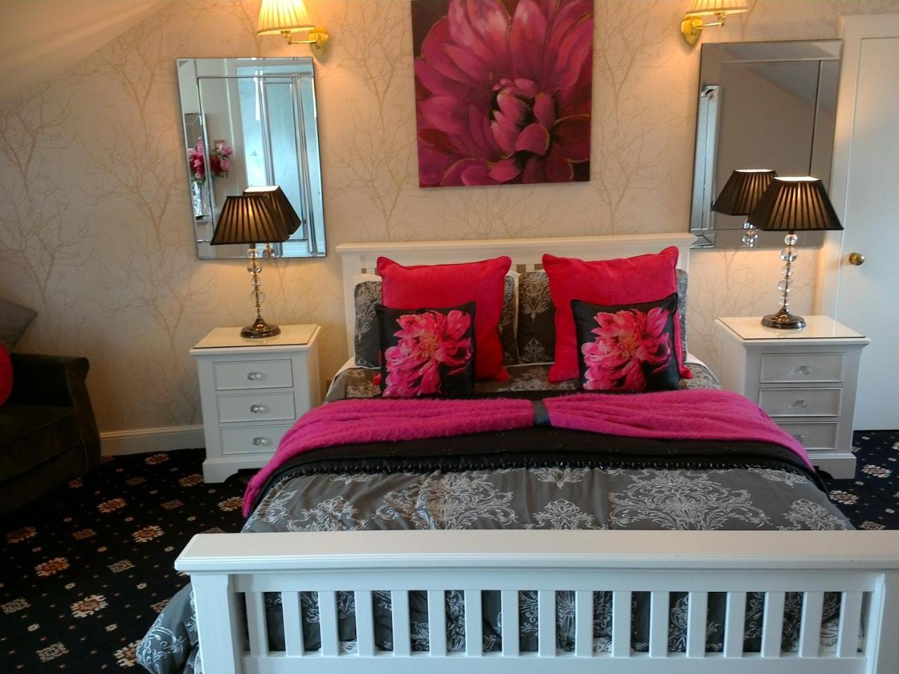 Aaran Lodge Guest House — Photos 1